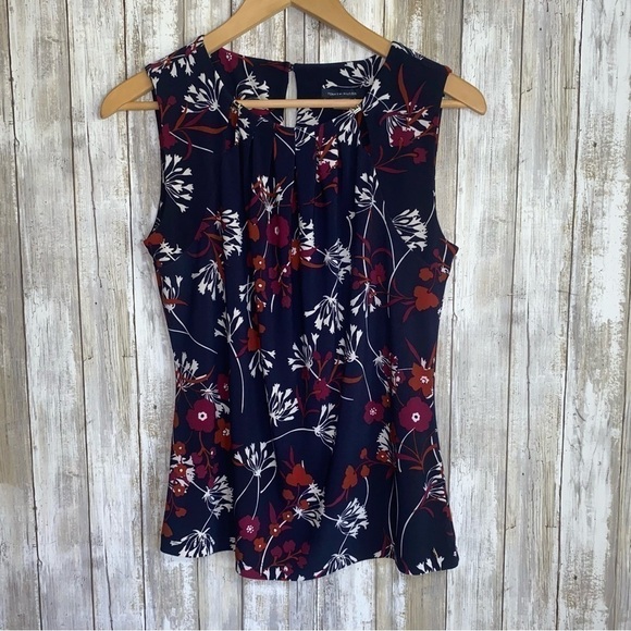 Tommy Hilfiger Tops - Tommy Hilfiger Navy Floral Sleeveless Blouse